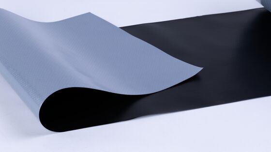 High Strength Cross Laminated Seepage-Proofing HDPE Film 60F Blow Molding Cutting MOQ 5000 Square Meter 100*55*55cm